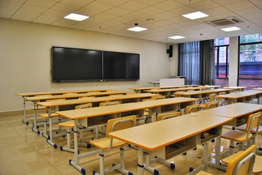 “上海东海职业技术学院匠兴苑A区50人教室”